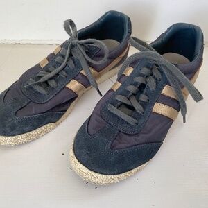 Gola Classics Harrier Mirror Sneakers in Navy Rose Gold